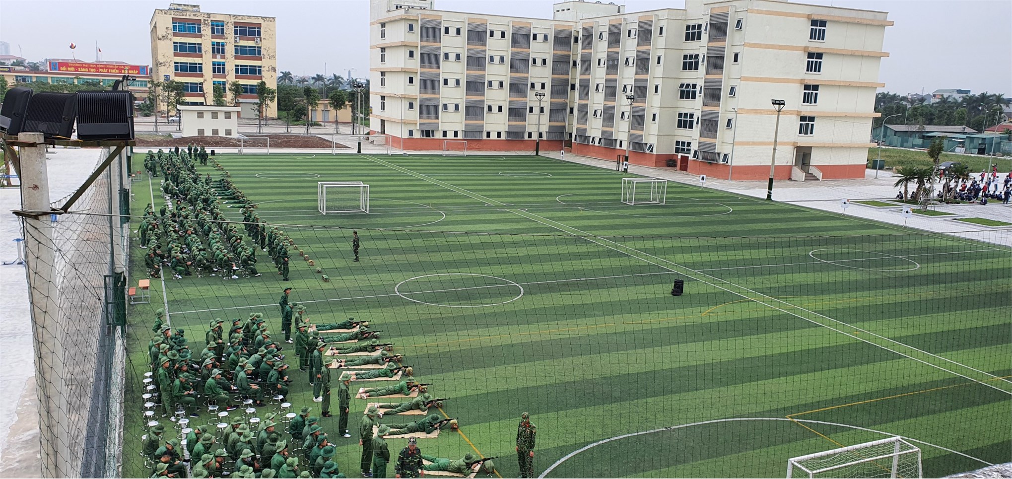 Hội thao các môn thể thao quốc phòng phối hợp cho SInh viên hệ ĐH K15 (Đợt 2) năm học 2020-2021 học GDQP&AN tại Trung tâm GDQP&AN.