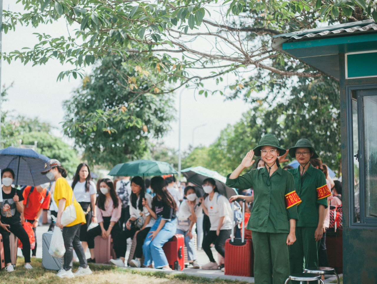 Tiếp nhận Sinh viên Trường Cao đẳng Sư phạm Hà Tây học Giáo dục Quốc phòng và An ninh tại Trung tâm