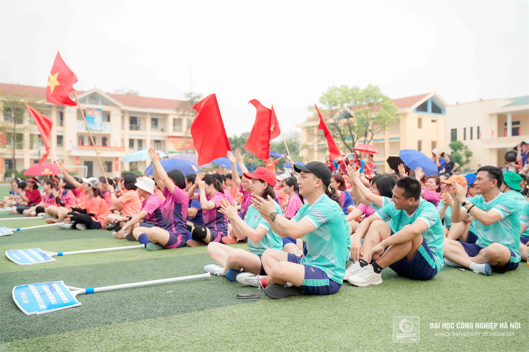 Trung tâm Giáo dục quốc phòng và an ninh đạt giải Ba tại Hội thao thể dục thể thao viên chức, người lao động HaUI 2025
