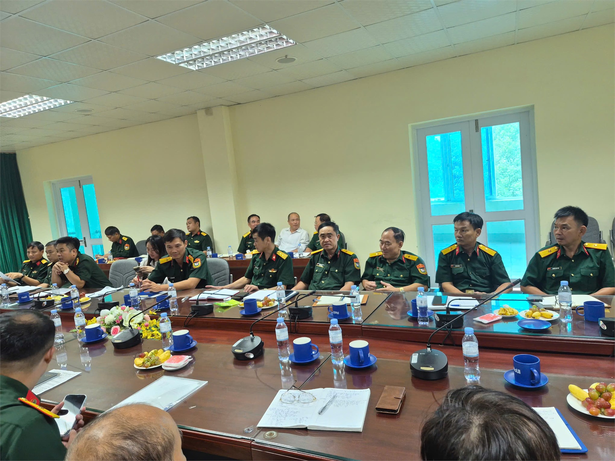 Trung tâm Giáo dục Quốc phòng và An ninh tổ chức thành công Hội nghị viên chức, người lao động năm học 2026 - 2027