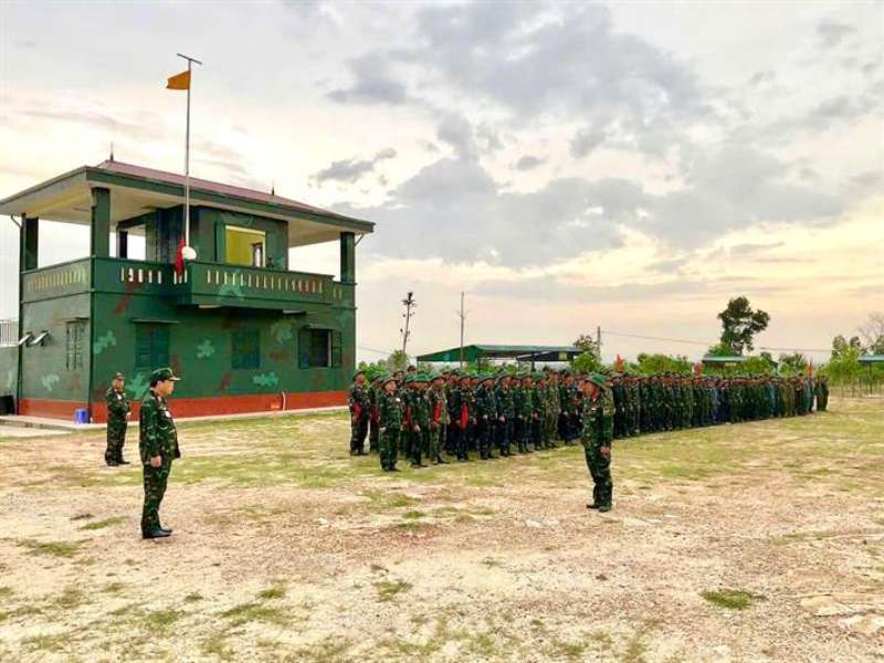 Tham dự Tập huấn cán bộ quản lý, giáo viên, giảng viên giảng dạy môn học giáo dục quốc phòng và an ninh năm 2025